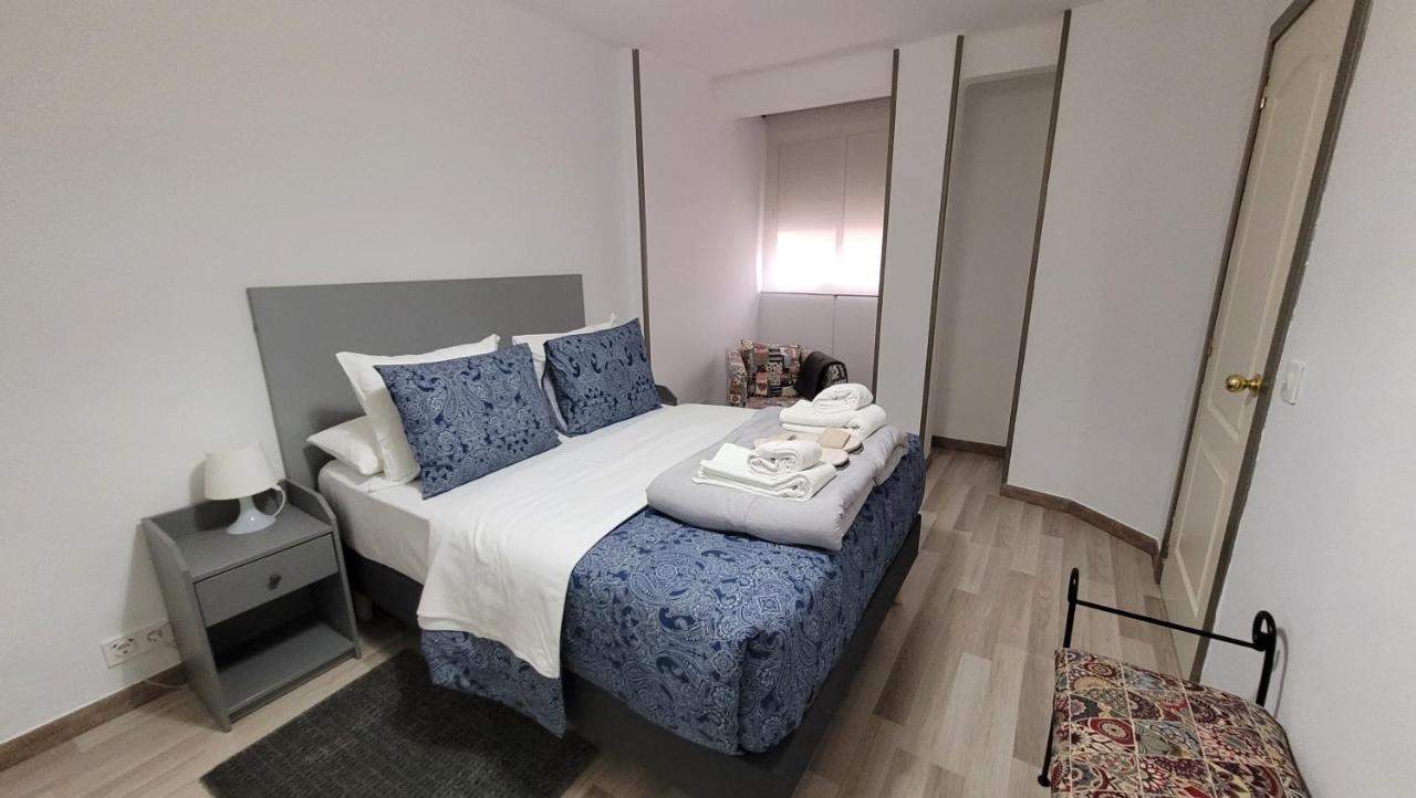 APARTAMENTS B O D CoLLBLANC L'Hospitalet de Llobregat Exterior foto