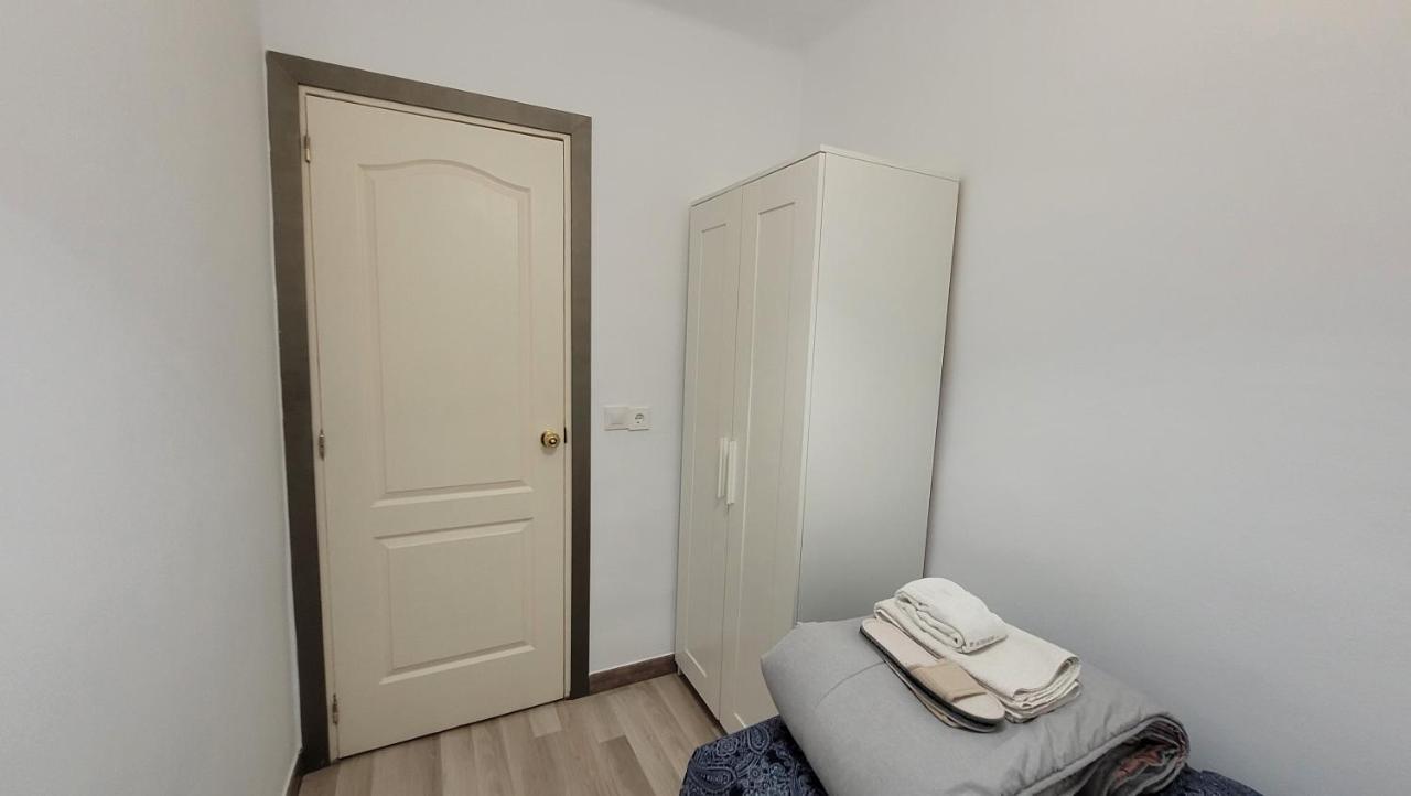 APARTAMENTS B O D CoLLBLANC L'Hospitalet de Llobregat Exterior foto