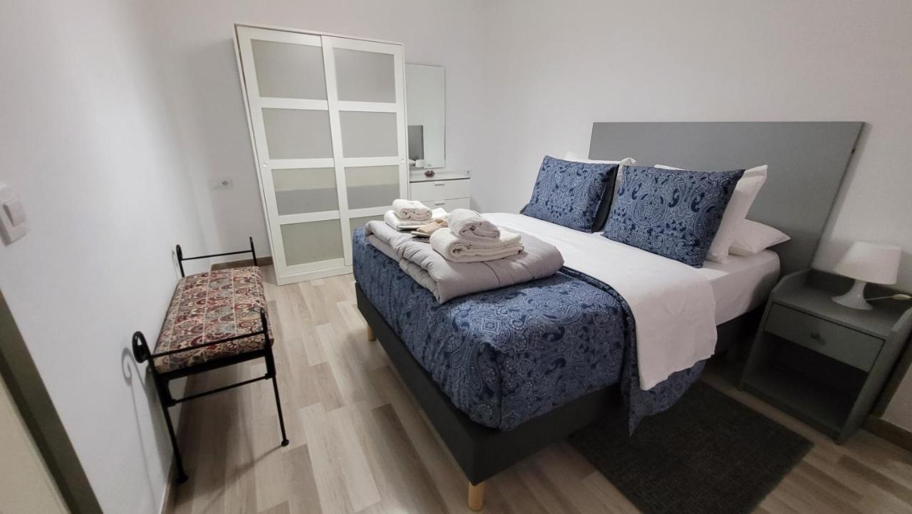 APARTAMENTS B O D CoLLBLANC L'Hospitalet de Llobregat Exterior foto